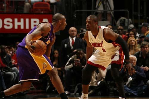 利物浦第二次在欧冠主场丢4+球，上一次是2023年2-5皇马（利物浦欧冠主场再现4+失球，上一次是2023年2-5负皇马）