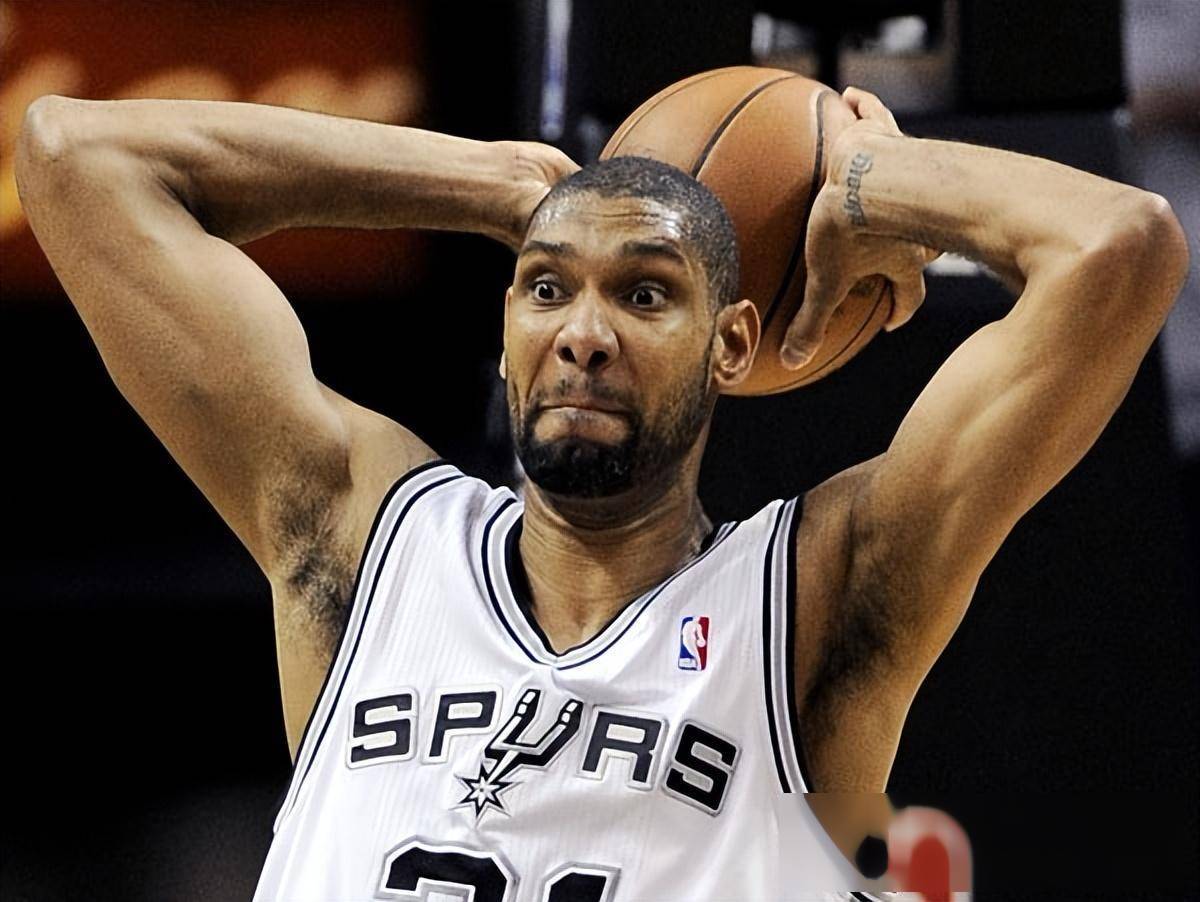 NBA：快船末节逆转鹈鹕（NBA：快船末节发力翻盘鹈鹕）