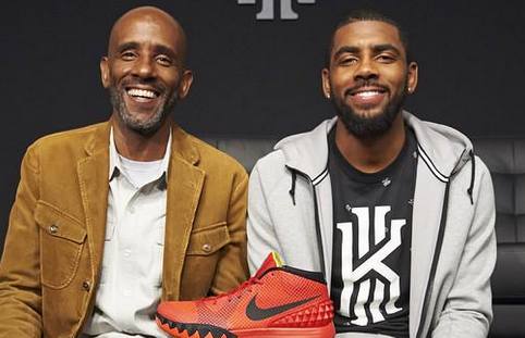 西甲半场：博耶点射破门，阿拉维斯暂1-0皇家社会（西甲半场战报：博耶点球命中，阿拉维斯1-0领先皇家社会）