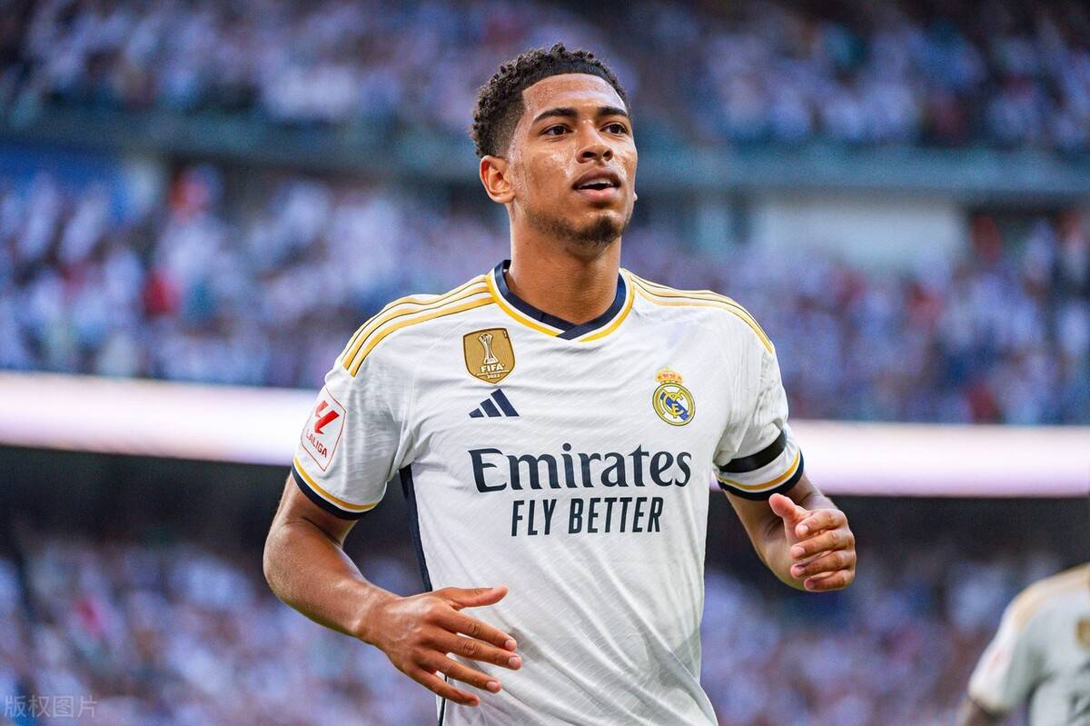 皇马主场0比2塞尔塔，心态失衡红牌左右赛果，三大进攻利器哑火（皇马主场0-2负塞尔塔：心态失衡引发红牌，三大进攻点集体哑火）