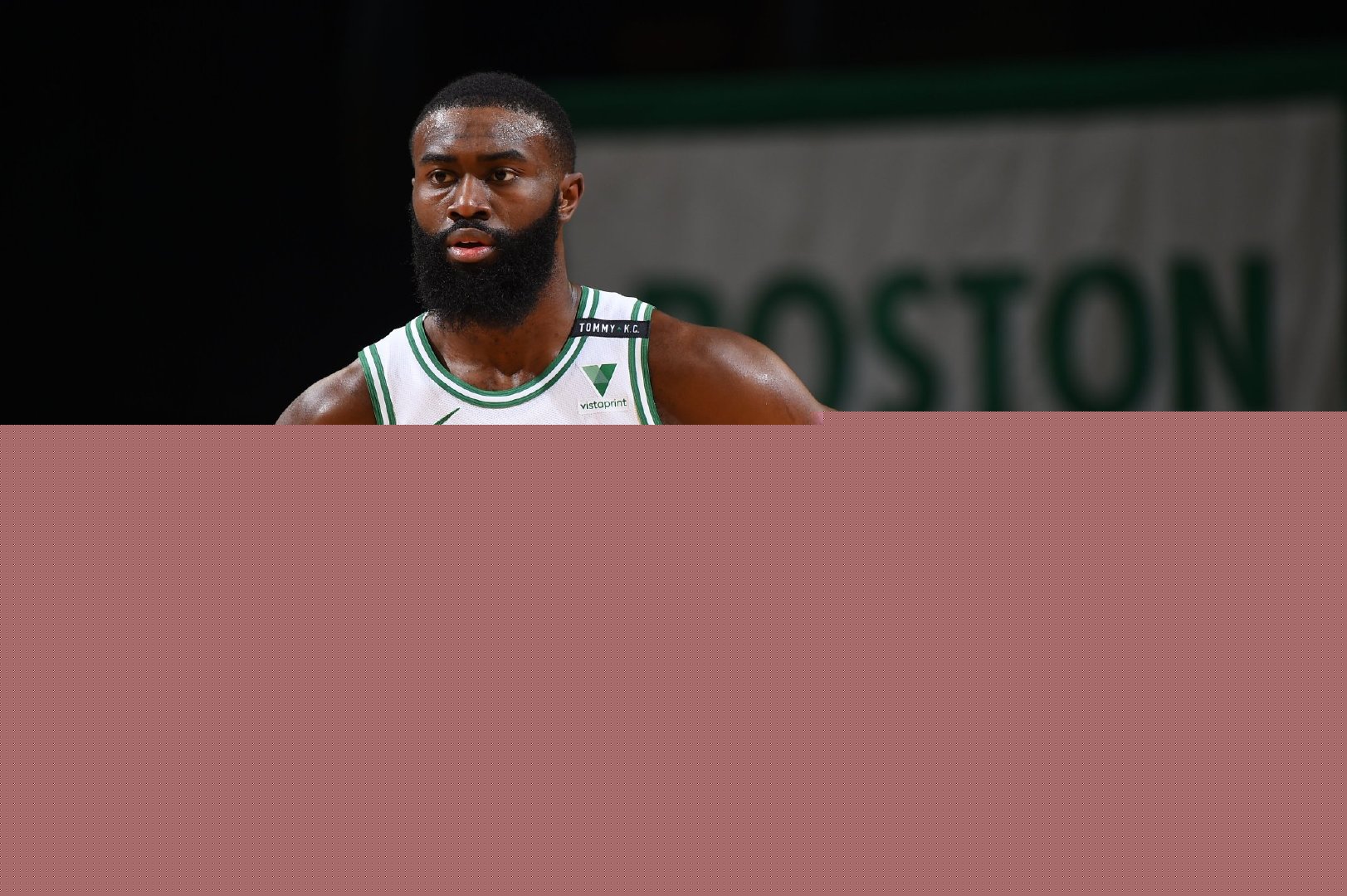 拉美媒体：拜仁、曼联、马竞追逐厄瓜多尔17岁中场卡斯蒂略（拉媒：拜仁、曼联与马竞竞逐厄瓜多尔17岁中场新星卡斯蒂略）