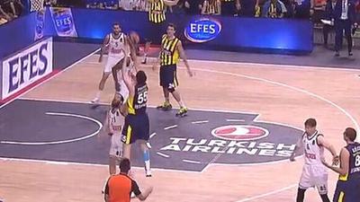 阿夫迪亚空砍37分，马刺115-102击败开拓者，福克斯37分率队稳居西部第五（阿夫迪亚37分难救主，马刺115-102擒开拓者，福克斯轰37分助队稳固西部第五）