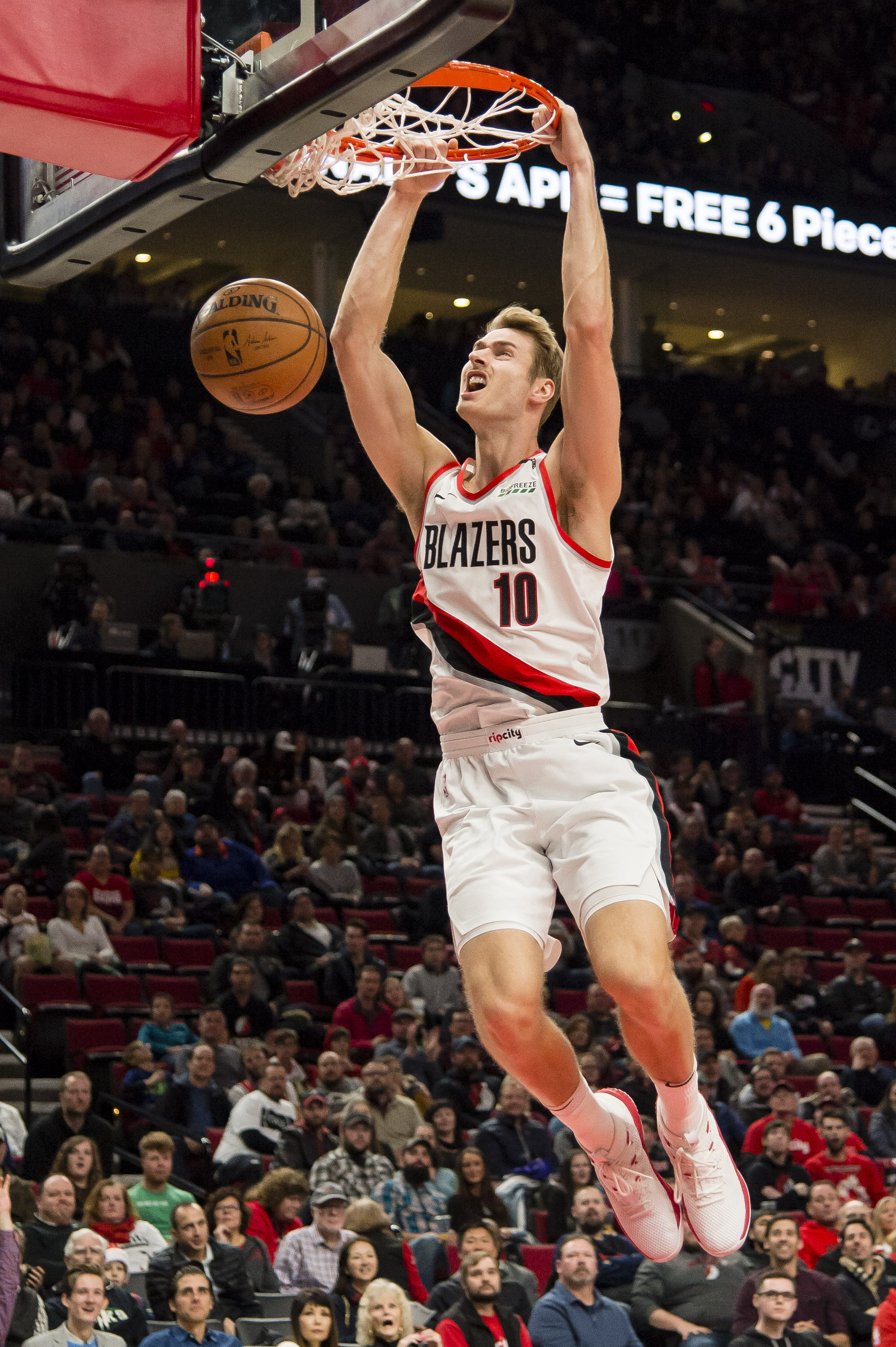 国米计划冬窗2000万欧签维罗纳前锋吉奥瓦尼（国际米兰欲在冬窗以2000万欧元引进维罗纳前锋吉奥瓦尼）